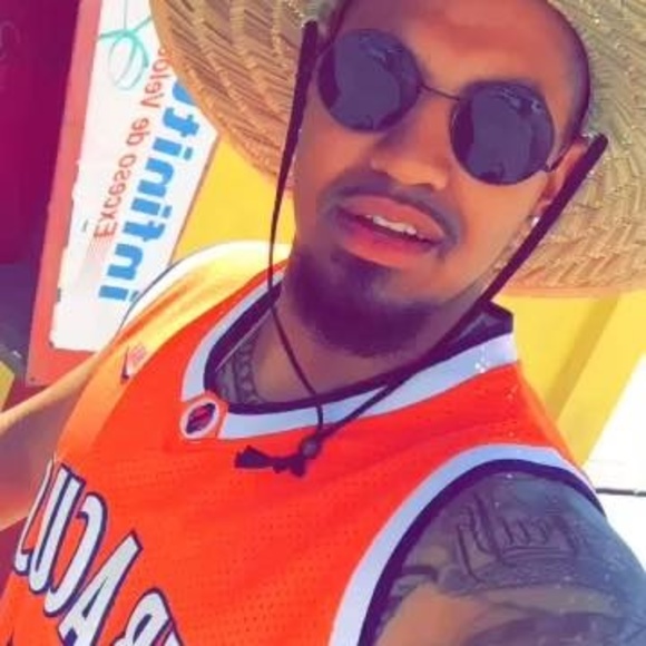 Meet your Posher, Peter - Picture 1 of 1